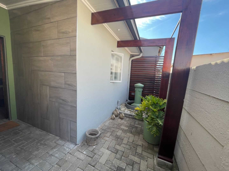 5 Bedroom Property for Sale in Universitas Free State